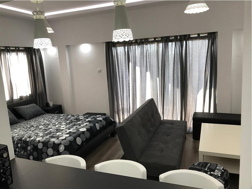 Levart Apartments Paphos Esterno foto