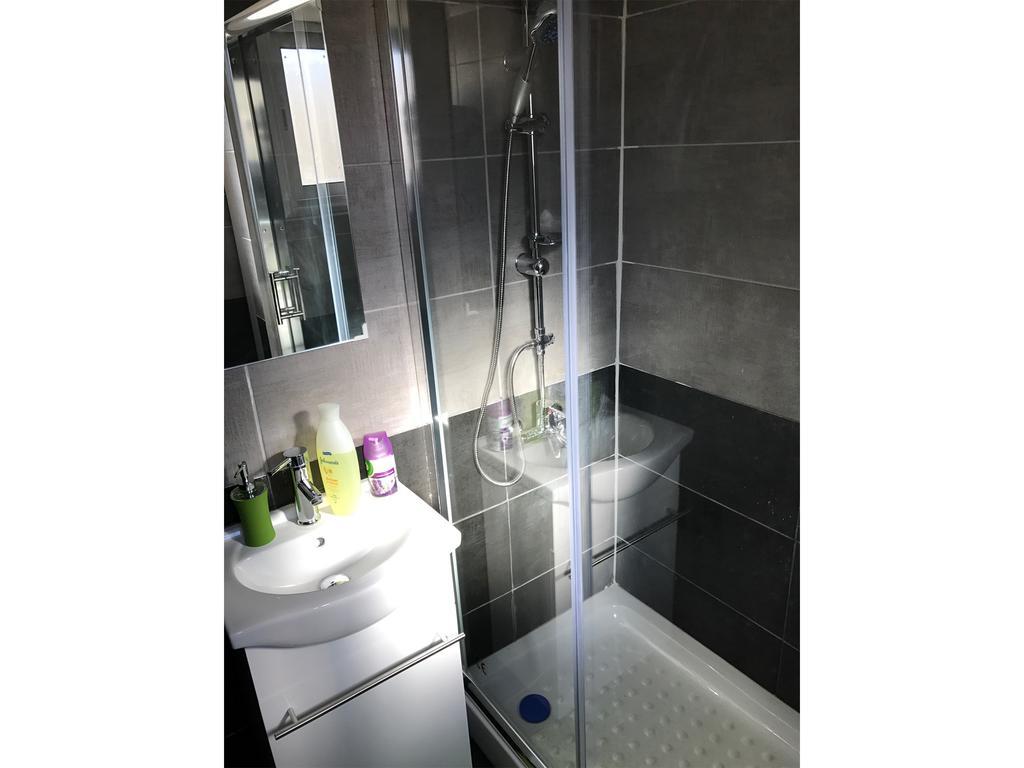 Levart Apartments Paphos Esterno foto